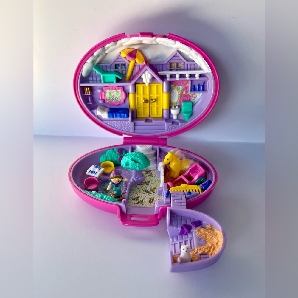 Polly Pocket Palomino Pony compact complete set